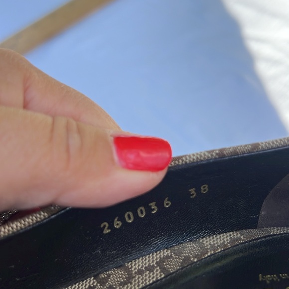 Gucci Beige GG Canvas Horsebit Peep Toe Pumps Heels size 38.size 8.🤎 - Picture 17 of 17